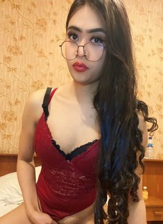 Special Big Dick Can Do Active & Passive - Transsexual escort in Jakarta Photo 9 of 14