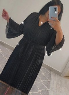 Nuru gel with spacial service Lingam - escort in Muscat Photo 6 of 10