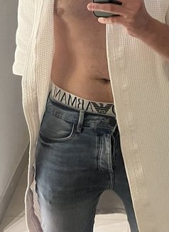 Specialist - masseur in Cairo Photo 1 of 2