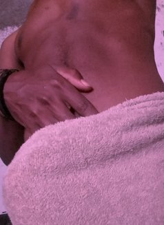 Spencer Romeo - Male escort in Nairobi Photo 1 of 1
