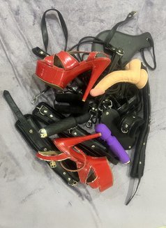 Spice sector 57 - escort in Gurgaon Photo 9 of 9