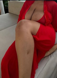Spicy - puta in Gurgaon Photo 4 of 5