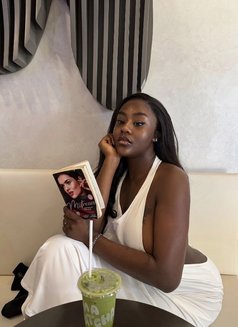 Spicy - escort in Abidjan Photo 4 of 4