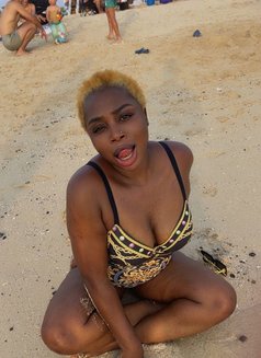 Spicy J - puta in Dubai Photo 19 of 21