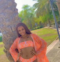 Spicy Middle - escort in Accra