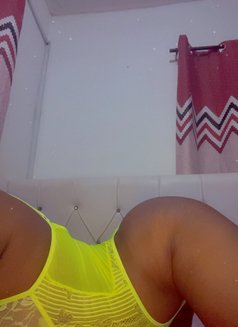 Spicy Middle - escort in Accra Photo 4 of 11