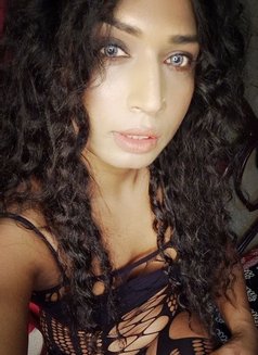 Spicy Puja - Transsexual dominatrix in Bangalore Photo 23 of 26