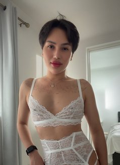 SpicyPlayMate - Male escort in London Photo 4 of 11