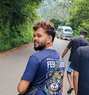 Spnayanajith - Acompañantes masculino in Colombo Photo 1 of 4