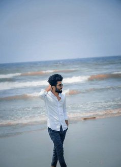 Spondon - Acompañantes masculino in Dhaka Photo 1 of 3