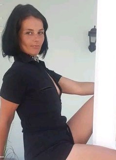 Spontaneous Maxine - escort in Cape Town Photo 2 of 6