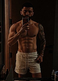 Sport_BoyX - Acompañantes masculino in Al Manama Photo 3 of 16