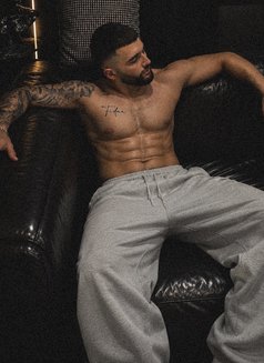 Sport_BoyX - Acompañantes masculino in Baku Photo 6 of 23