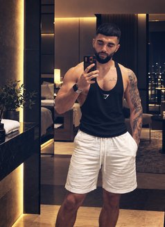 Sport_BoyX - Male escort in Riyadh Photo 1 of 29