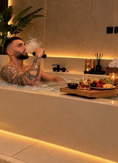 Sport_BoyX - Male escort in Riyadh Photo 6 of 29