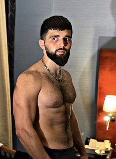 Sport Men Xxl - Male escort in Dubai Photo 5 of 21