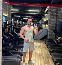 Sportmen Handsome - Male escort in Dubai