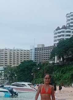 Sporty"nid" - puta in Pattaya Photo 1 of 12