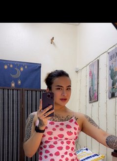 SPRITE - Male escort in Riyadh Photo 10 of 10