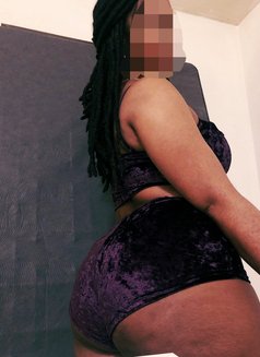 SWEET MATURE AFRICAN GIRLIE WITH GOODIES - escort in Pattaya Photo 6 of 6