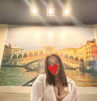 Squirter Babe - escort in Manila