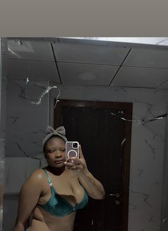 Squirting booty layla - escort in Dubai Photo 16 of 17
