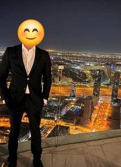 Squirting Master - masseur in Dubai Photo 3 of 3