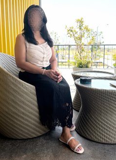Squirting Milf Queen - escort in Colombo Photo 1 of 2