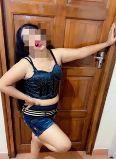 Squirting Queen Shruti - puta in Candolim, Goa Photo 8 of 19