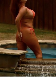 Squirting Queen Valeria Business Bay - puta in Dubai Photo 2 of 26