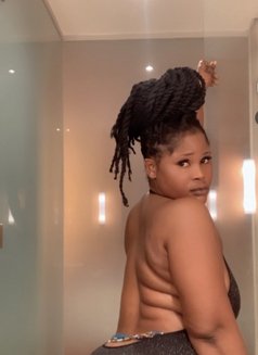 Squirtingmore - escort in Accra Photo 1 of 4