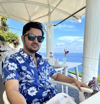 Squirtmaker - Male escort in New Delhi