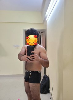 Sr_69_pussysucker_Availabile with place - Male escort in Bangalore Photo 9 of 9