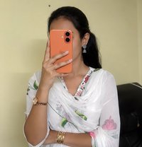 Sravya - puta in Hyderabad