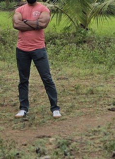 Sreenath - Male escort in Bangalore Photo 2 of 3
