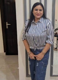 Sreeya - escort in Guwahati Photo 1 of 2