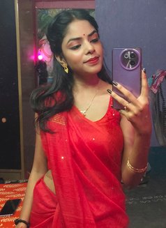 Sreyashree in Bangalore Electricity Outc - escort in Bangalore Photo 1 of 4