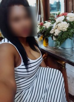 Sri Lankan Independent Bbw - escort in Abu Dhabi Photo 2 of 7