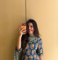 Sri lankan - escort in Muscat