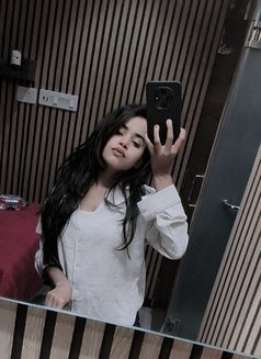 Sri Sengupta - escort in Kolkata Photo 2 of 3