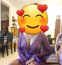 Sri - escort in Colombo