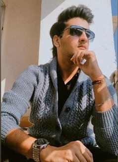Srijan - Male escort in Gurgaon Photo 1 of 3