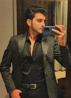 Srijan - Male escort in Gurgaon Photo 2 of 3