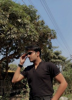 Srijan - Male escort in Gurgaon Photo 5 of 5