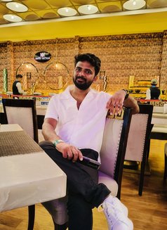 Srikanth - Male escort in Mumbai Photo 1 of 2