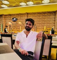 Srikanth - Acompañantes masculino in Mumbai