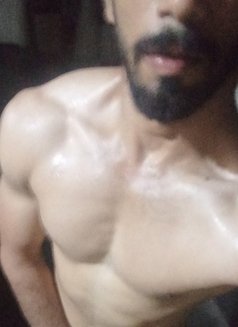 Srinath - Acompañantes masculino in Kochi Photo 6 of 7