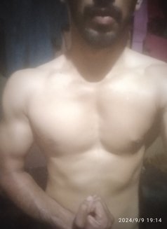 Srinath - Male escort in Mumbai Photo 4 of 5