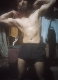 Srinath meet and video call - Acompañantes masculino in Bangalore Photo 4 of 6