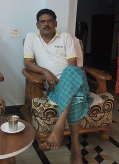 Srini - Male escort in Hyderabad Photo 1 of 1